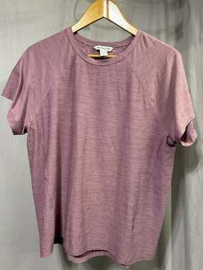 Athleta Ultimate Train Tee Heathered Purple Size L
